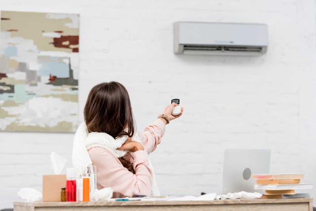 Bác sĩ liên tục cảnh báo: 4 vấn đề sức khỏe thích “tra tấn” người ngồi phòng điều hòa 6 tiếng mỗi ngày- Ảnh 1.