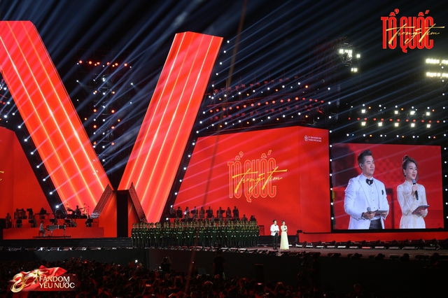 Noo Phước Thịnh - Tóc Tiên chiêu đãi Concert Quốc Gia "tiệc visual" đã mắt, đẳng cấp sao hạng A hát live miễn chê!- Ảnh 16.