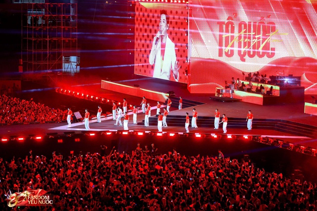 Noo Phước Thịnh - Tóc Tiên chiêu đãi Concert Quốc Gia "tiệc visual" đã mắt, đẳng cấp sao hạng A hát live miễn chê!- Ảnh 22.