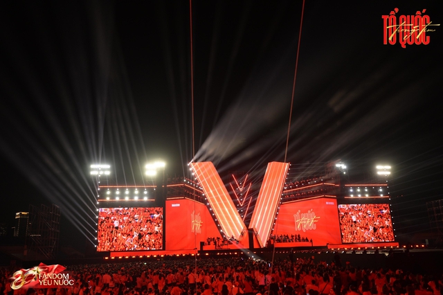 Noo Phước Thịnh - Tóc Tiên chiêu đãi Concert Quốc Gia "tiệc visual" đã mắt, đẳng cấp sao hạng A hát live miễn chê!- Ảnh 18.