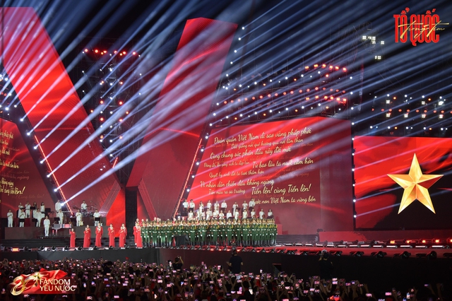 Noo Phước Thịnh - Tóc Tiên chiêu đãi Concert Quốc Gia "tiệc visual" đã mắt, đẳng cấp sao hạng A hát live miễn chê!- Ảnh 14.