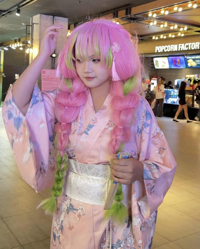 HOT nhất lúc này: Rạp phim Việt biến thành đại hội cosplay, 1 bom tấn cháy vé đến mức netizen đòi “vô hạn suất chiếu”- Ảnh 3.