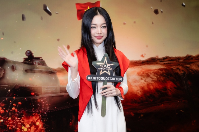 Thảm đỏ Sao Nhập Ngũ 2025: Hoà Minzy - Chi Pu - Kỳ Duyên đọ visual cực nét, 1 mỹ nhân lộ nhan sắc khác lạ- Ảnh 16.