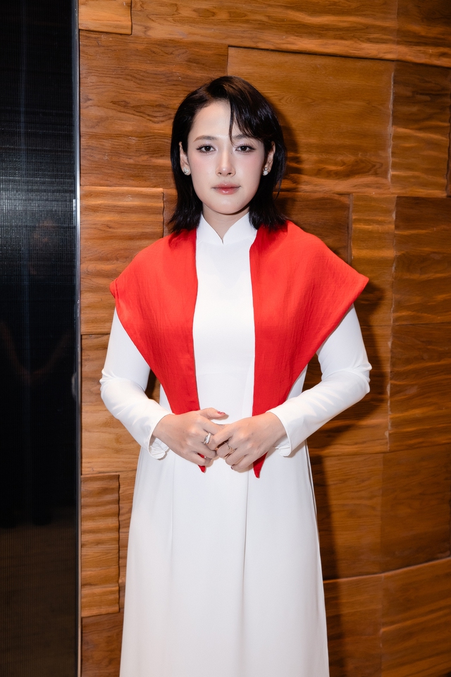 Thảm đỏ Sao Nhập Ngũ 2025: Hoà Minzy - Chi Pu - Kỳ Duyên đọ visual cực nét, 1 mỹ nhân lộ nhan sắc khác lạ- Ảnh 17.