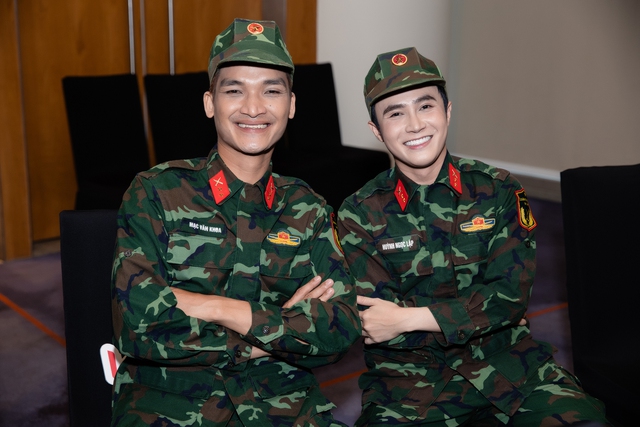 Thảm đỏ Sao Nhập Ngũ 2025: Hoà Minzy - Chi Pu - Kỳ Duyên đọ visual cực nét, 1 mỹ nhân lộ nhan sắc khác lạ- Ảnh 33.
