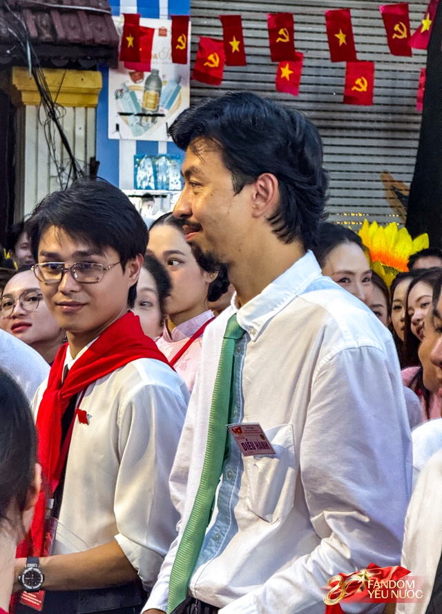 Dàn sao tại buổi sơ duyệt Đại lễ 2/9: Đen Vâu - Hoàng Thùy Linh chung khung hình, Tiểu Vy - Lương Thùy Linh rạng rỡ qua camera thường- Ảnh 1.