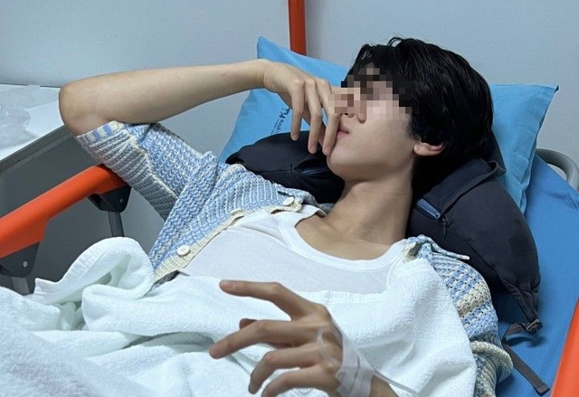 Chàng trai sinh năm 2000 choáng váng khi biết mắc ung thư: "Tôi không uống rượu, hút thuốc, thức khuya, cũng không thấy khó chịu"- Ảnh 2. Chàng trai sinh năm 2000 choáng váng khi biết mắc ung thư: "Tôi không uống rượu, hút thuốc, thức khuya, cũng không thấy khó chịu"- Ảnh 2.