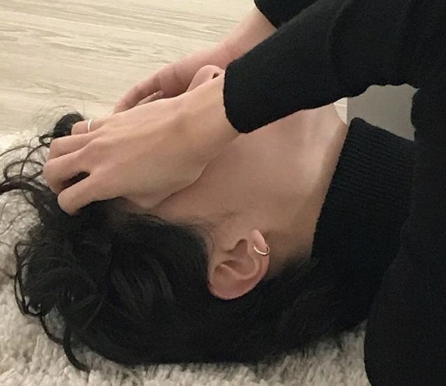 Thấy 4 thứ này ở vùng đầu và mặt, đi khám ngay kẻo ung thư "ăn" hết phổi!- Ảnh 1.