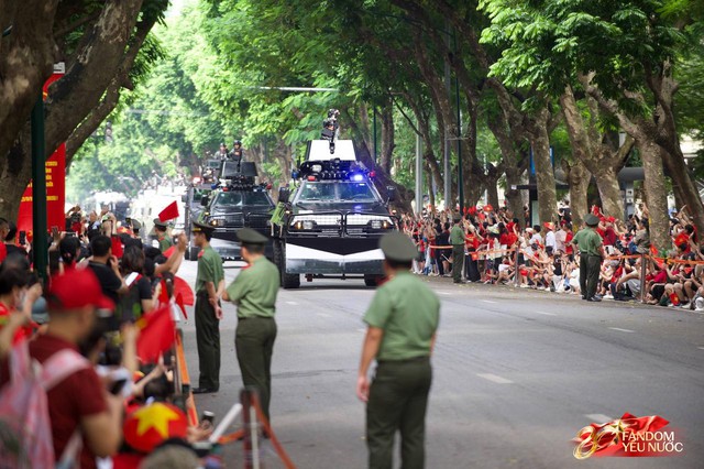 Khoảnh khắc tự hào: Đoàn diễu binh diễu hành A80 tiến bước theo từng tiếng hò reo của hàng vạn trái tim yêu nước- Ảnh 56.