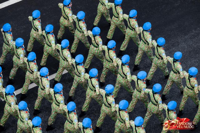 Khoảnh khắc tự hào: Đoàn diễu binh diễu hành A80 tiến bước theo từng tiếng hò reo của hàng vạn trái tim yêu nước- Ảnh 29.