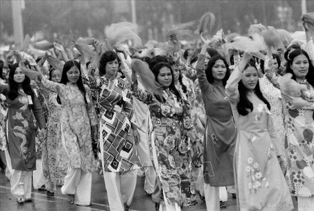 Những hình ảnh ấn tượng tại Lễ duyệt binh 40 năm Quốc khánh 2/9/1985- Ảnh 18.