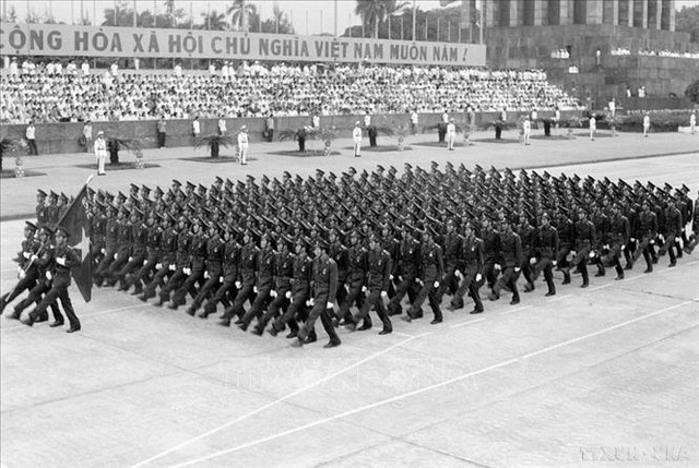 Những hình ảnh ấn tượng tại Lễ duyệt binh 40 năm Quốc khánh 2/9/1985- Ảnh 19.