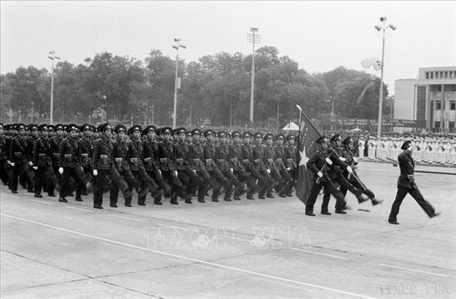 Những hình ảnh ấn tượng tại Lễ duyệt binh 40 năm Quốc khánh 2/9/1985- Ảnh 22.