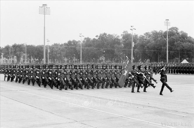 Những hình ảnh ấn tượng tại Lễ duyệt binh 40 năm Quốc khánh 2/9/1985- Ảnh 23.
