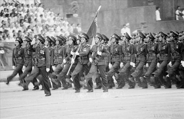 Những hình ảnh ấn tượng tại Lễ duyệt binh 40 năm Quốc khánh 2/9/1985- Ảnh 37.