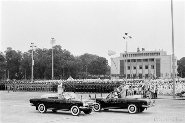 Những hình ảnh ấn tượng tại Lễ duyệt binh 40 năm Quốc khánh 2/9/1985- Ảnh 38.