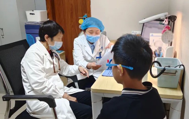 MẮT cũng có thể UNG THƯ! Nếu có 5 dấu hiệu này tức là võng mạc đang "giấu" khối u- Ảnh 1.