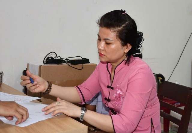 Lời khai lạnh người của bảo mẫu ném bé 14 tháng tuổi xuống nền gạch, gây tử vong- Ảnh 1.