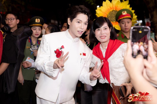 6h30 sáng 2/9: Lễ diễu binh diễu hành kỷ niệm 80 năm Quốc khánh chính thức bắt đầu- Ảnh 41.