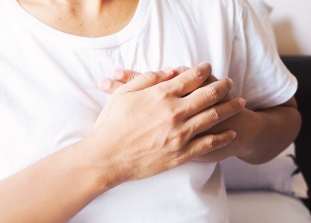 5 thay đổi sớm nhất trên cơ thể nam giới khi bị ung thư tinh hoàn "nhắm trúng", nhận ra sớm bao nhiêu mừng bấy nhiêu!- Ảnh 2.
