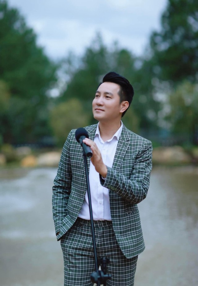 Nam ca sĩ Vbiz xuất thân từ diễn viên múa: U50 vẫn không màng chuyện vợ con- Ảnh 2.