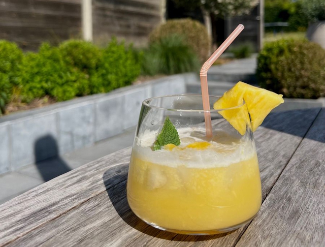 6 loại trái cây sáng dậy bụng đói cồn cào cũng ĐỪNG ĂN NGAY, dạ dày “khóc thét”- Ảnh 2.