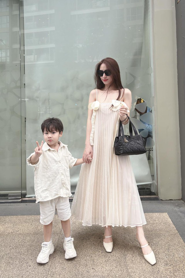 Hòa Minzy nhói lòng vì câu nói hồn nhiên của con trai, hé lộ lý do ít chia sẻ hình ảnh bé- Ảnh 6.