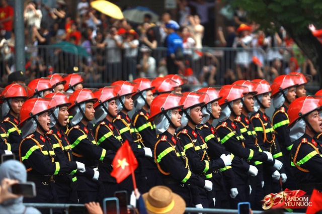 Ng&agrave;y đẹp nhất l&agrave; ng&agrave;y 2/9: C&aacute;c khối diễu binh diễu h&agrave;nh toả ra khắp Thủ đ&ocirc; trong nắng m&ugrave;a thu rực rỡ- Ảnh 92.