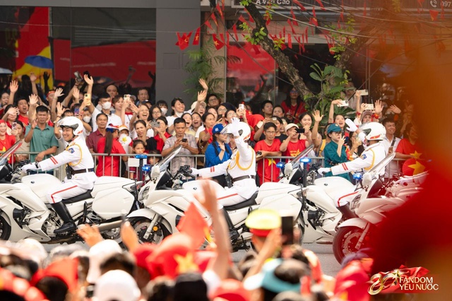 Ng&agrave;y đẹp nhất l&agrave; ng&agrave;y 2/9: C&aacute;c khối diễu binh diễu h&agrave;nh toả ra khắp Thủ đ&ocirc; trong nắng m&ugrave;a thu rực rỡ- Ảnh 25.