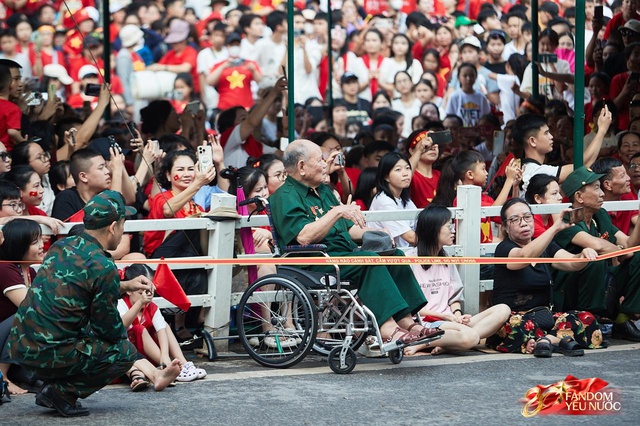 Ng&agrave;y đẹp nhất l&agrave; ng&agrave;y 2/9: C&aacute;c khối diễu binh diễu h&agrave;nh toả ra khắp Thủ đ&ocirc; trong nắng m&ugrave;a thu rực rỡ- Ảnh 75.