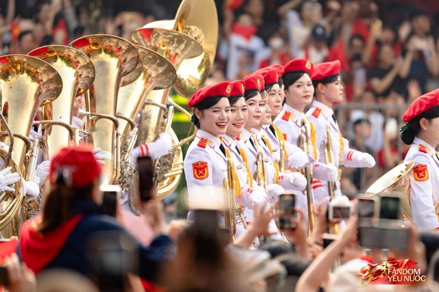 Ng&agrave;y đẹp nhất l&agrave; ng&agrave;y 2/9: C&aacute;c khối diễu binh diễu h&agrave;nh toả ra khắp Thủ đ&ocirc; trong nắng m&ugrave;a thu rực rỡ- Ảnh 27.