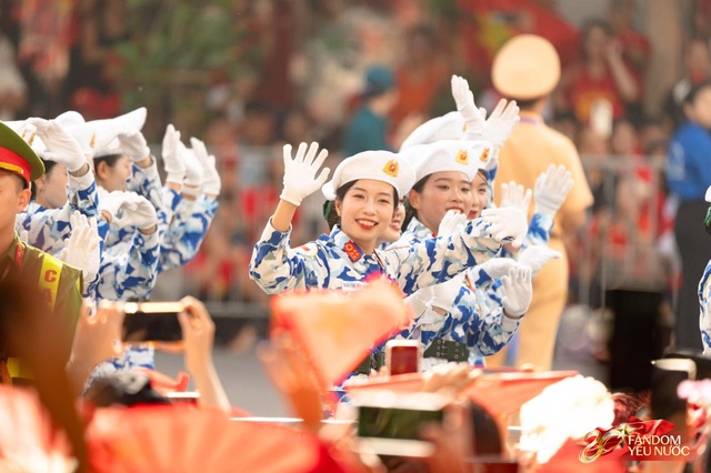 Ng&agrave;y đẹp nhất l&agrave; ng&agrave;y 2/9: C&aacute;c khối diễu binh diễu h&agrave;nh toả ra khắp Thủ đ&ocirc; trong nắng m&ugrave;a thu rực rỡ- Ảnh 28.