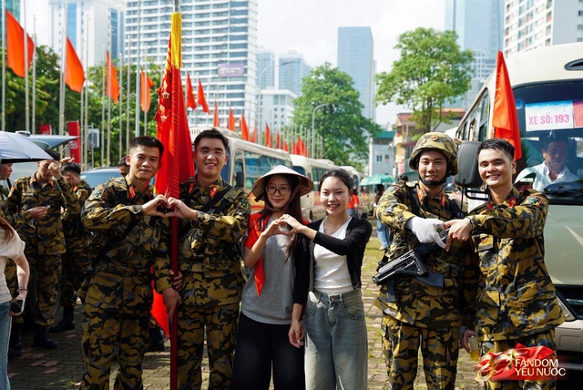 Ng&agrave;y đẹp nhất l&agrave; ng&agrave;y 2/9: C&aacute;c khối diễu binh diễu h&agrave;nh toả ra khắp Thủ đ&ocirc; trong nắng m&ugrave;a thu rực rỡ- Ảnh 1.