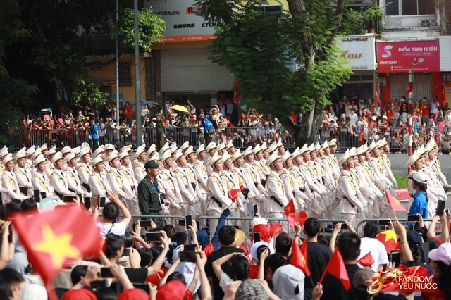 Ng&agrave;y đẹp nhất l&agrave; ng&agrave;y 2/9: C&aacute;c khối diễu binh diễu h&agrave;nh toả ra khắp Thủ đ&ocirc; trong nắng m&ugrave;a thu rực rỡ- Ảnh 88.
