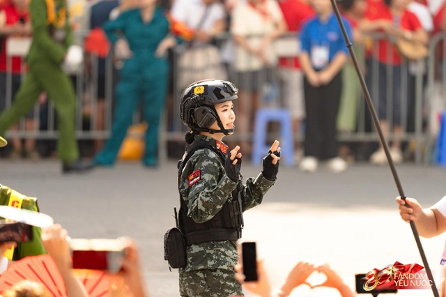 Ng&agrave;y đẹp nhất l&agrave; ng&agrave;y 2/9: C&aacute;c khối diễu binh diễu h&agrave;nh toả ra khắp Thủ đ&ocirc; trong nắng m&ugrave;a thu rực rỡ- Ảnh 18.