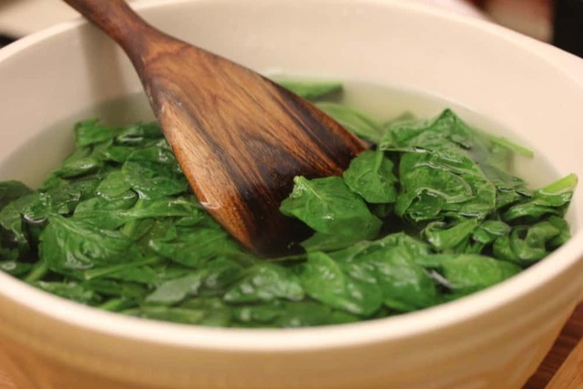 Loại rau được ca ngợi như "NHÂN SÂM XANH" vì tốt từ da tới não, tim, xương, mắt, phòng ung thư, giữ dáng thon- Ảnh 3.
