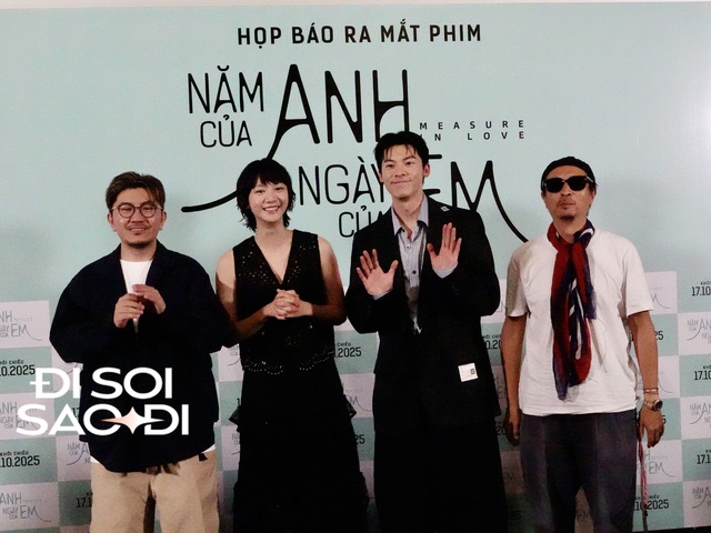 Trực tiếp họp báo hot nhất hiện tại: Hứa Quang Hán khoe visual bùng nổ, tương tác cực đáng yêu cùng 1 mỹ nhân- Ảnh 3.