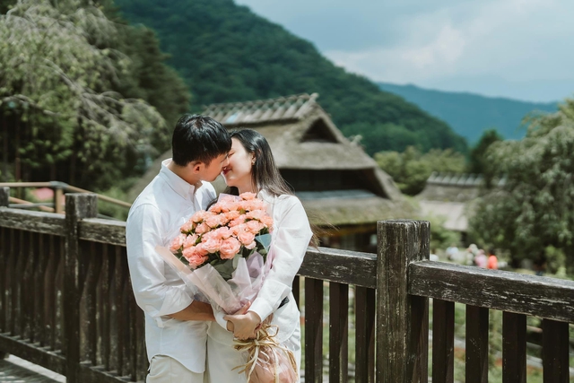 Biểu hiện khác thường của Midu- Ảnh 5.