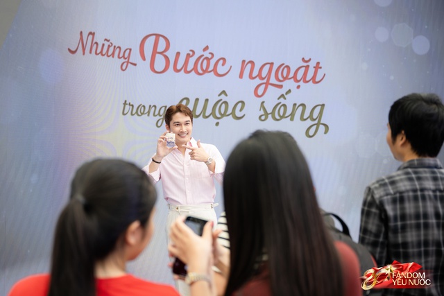 Dàn sao Việt tại Triển lãm Thành tựu đất nước: Phương Oanh - Shark Bình sánh đôi, 1 sao nữ 42 tuổi đang hot khoe visual quá xinh!- Ảnh 17.