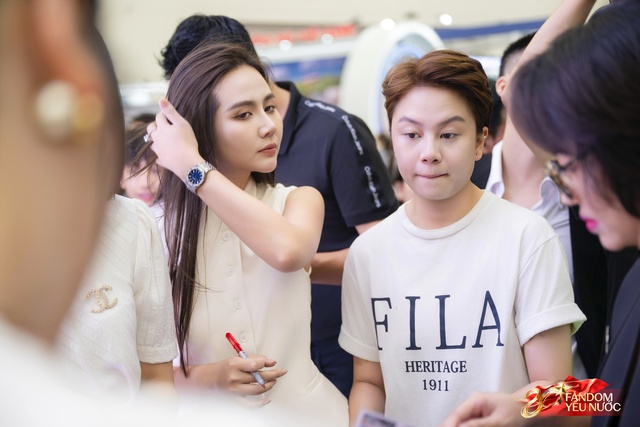 Dàn sao Việt tại Triển lãm Thành tựu đất nước: Phương Oanh - Shark Bình sánh đôi, 1 sao nữ 42 tuổi đang hot khoe visual quá xinh!- Ảnh 18.