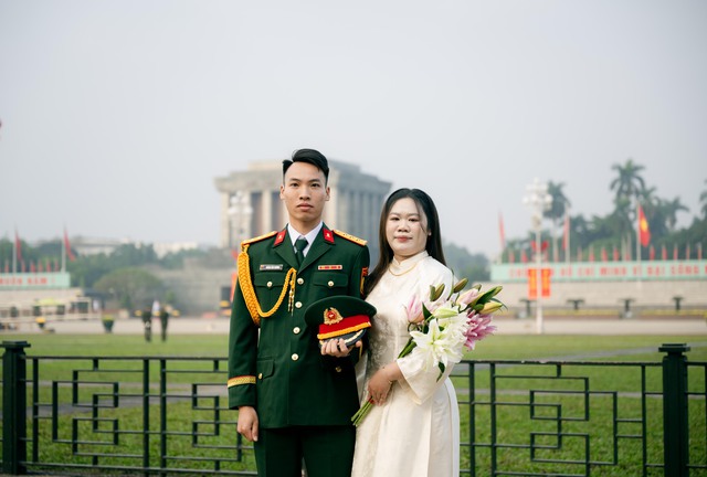 Ảnh, clip: H&agrave; Nội v&agrave; TP.HCM thật lạ trong s&aacute;ng đầu năm 2026- Ảnh 17.