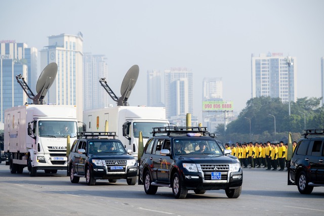 Toàn cảnh Lễ xuất quân và màn diễn tập hoành tráng bảo vệ an ninh Đại hội XIV tại Mỹ Đình- Ảnh 16. Toàn cảnh Lễ xuất quân và màn diễn tập hoành tráng bảo vệ an ninh Đại hội XIV tại Mỹ Đình- Ảnh 16.
