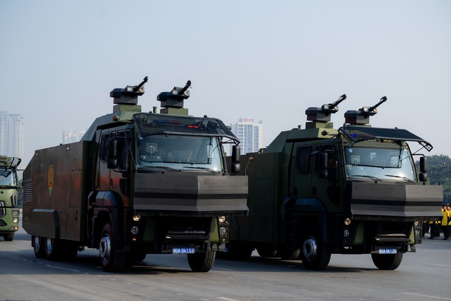 Toàn cảnh Lễ xuất quân và màn diễn tập hoành tráng bảo vệ an ninh Đại hội XIV tại Mỹ Đình- Ảnh 19. Toàn cảnh Lễ xuất quân và màn diễn tập hoành tráng bảo vệ an ninh Đại hội XIV tại Mỹ Đình- Ảnh 19.