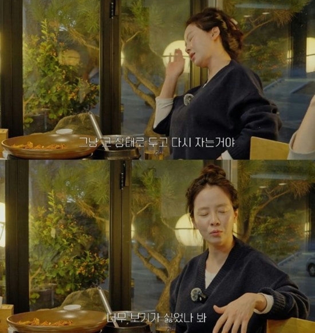 Thi&ecirc;n kim tiểu thư Song Ji Hyo mếu m&aacute;o v&igrave; bị đuổi ra khỏi nh&agrave;- Ảnh 1.