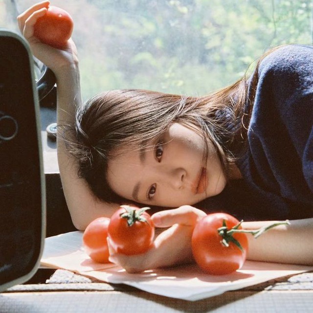 Chợ Việt rất sẵn 7 m&oacute;n m&agrave;u đỏ "bơm thuốc bổ" thi&ecirc;n nhi&ecirc;n cho tim, ph&aacute; tan cục m&aacute;u đ&ocirc;ng, h&uacute;t dầu trong m&aacute;u- Ảnh 1.