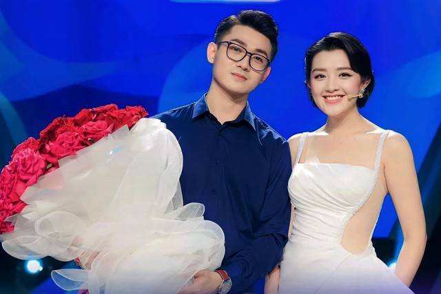 &Aacute; hậu ở Người Ấy L&agrave; Ai th&ocirc;ng b&aacute;o cưới, ch&uacute; rể C&ocirc;ng Vinh bảnh gh&ecirc;!- Ảnh 2.