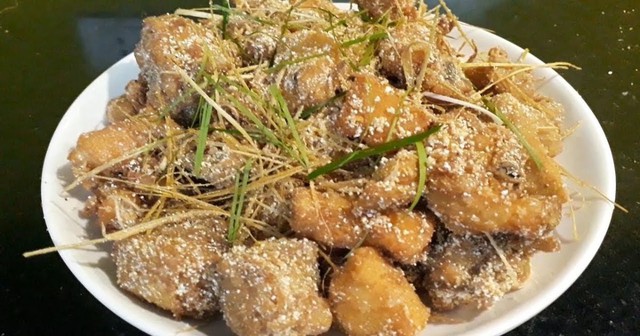 Thận sợ g&igrave; nhất? B&aacute;c sĩ tiết lộ 6 th&oacute;i quen "ph&aacute; thận" c&ograve;n nhanh hơn nhịn tiểu, nhiều người kh&ocirc;ng ngờ đến!- Ảnh 1.