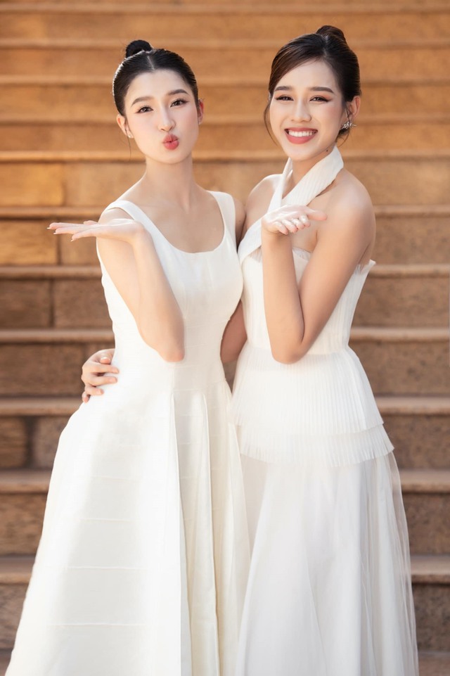 Đang diễn ra đ&aacute;m cưới Phương Nhi v&agrave; thiếu gia Minh Ho&agrave;ng: Lương Thuỳ Linh g&oacute;p mặt, vợ chồng Đỗ H&agrave; lộ chi tiết tr&ugrave;ng hợp đ&aacute;ng ch&uacute; &yacute;- Ảnh 4.