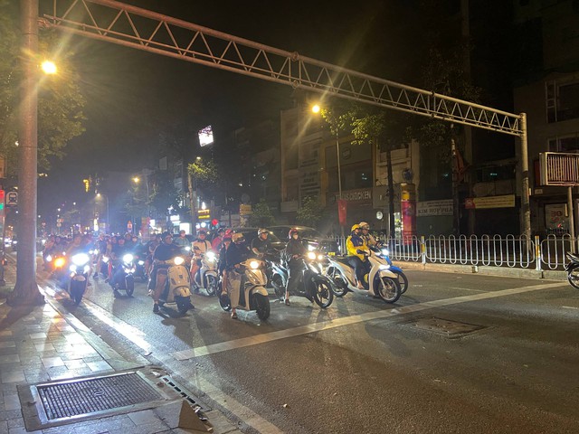 Thắng rồi, bão thôi!- Ảnh 31.