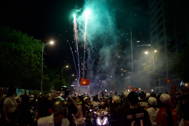 Thắng rồi, bão thôi!- Ảnh 39.